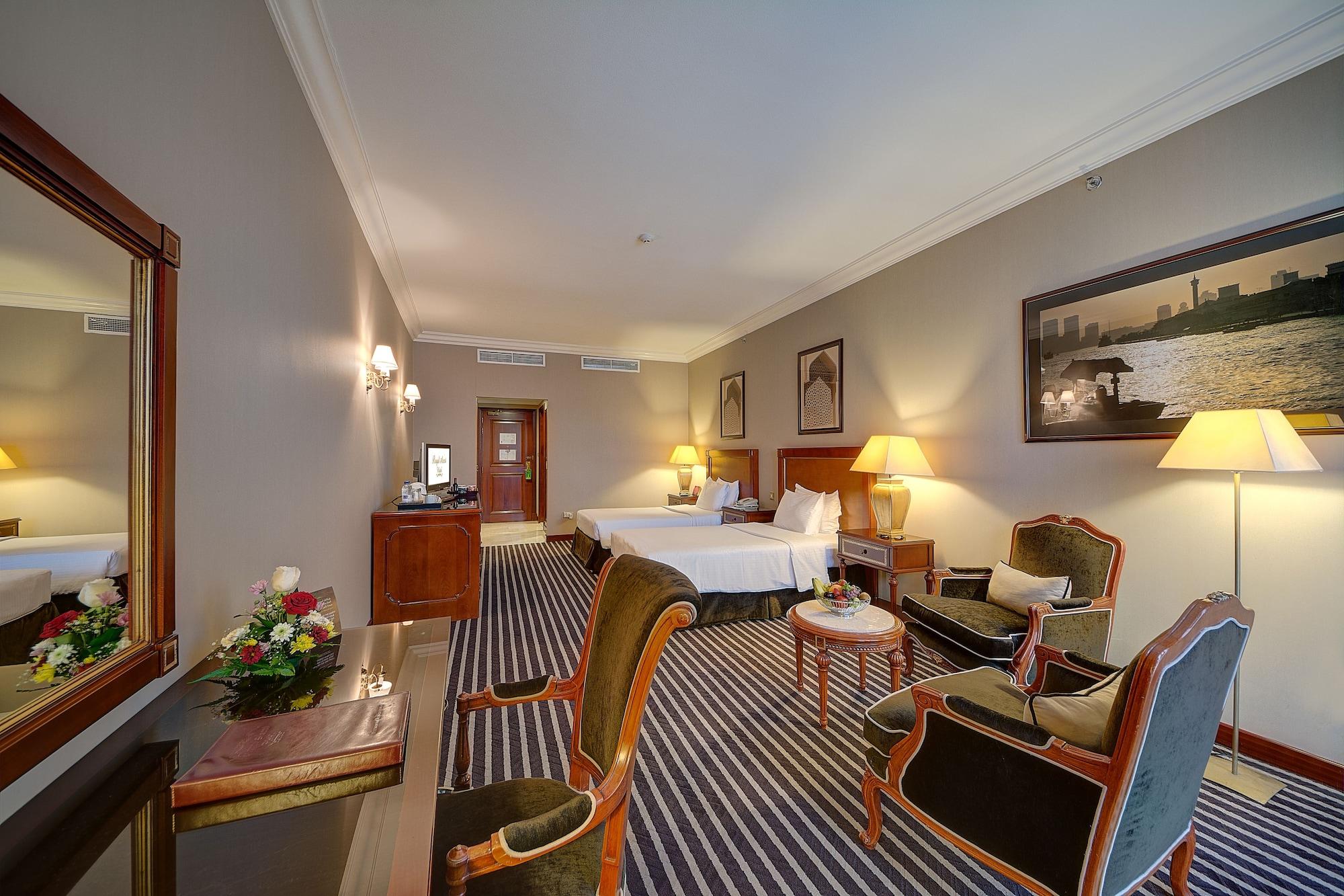 Royal Ascot Hotel Dubai Bagian luar foto