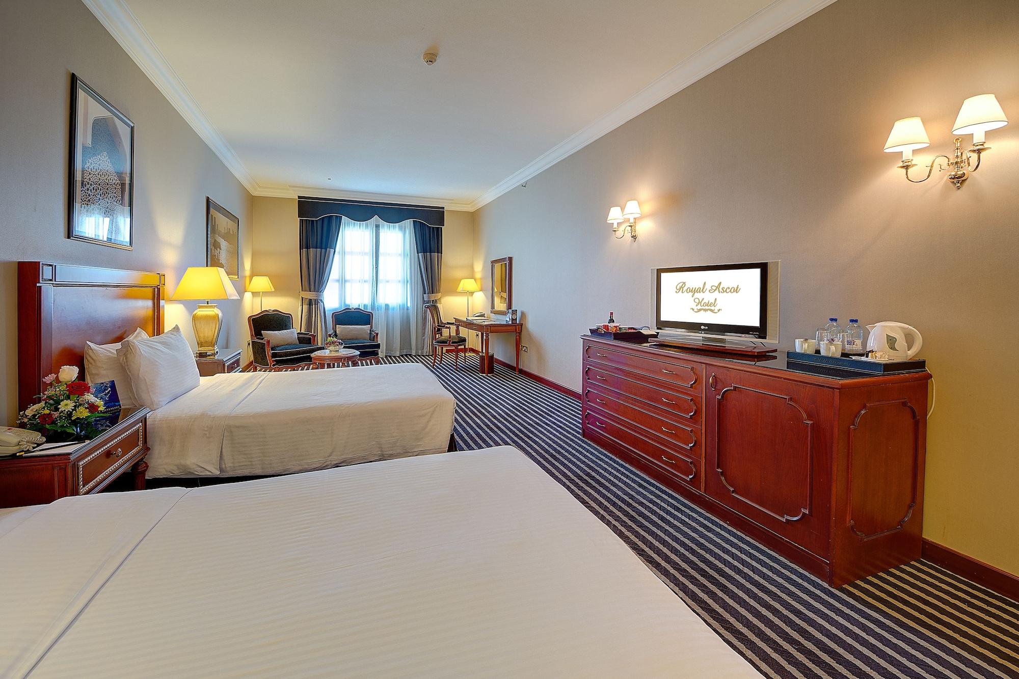 Royal Ascot Hotel Dubai Bagian luar foto