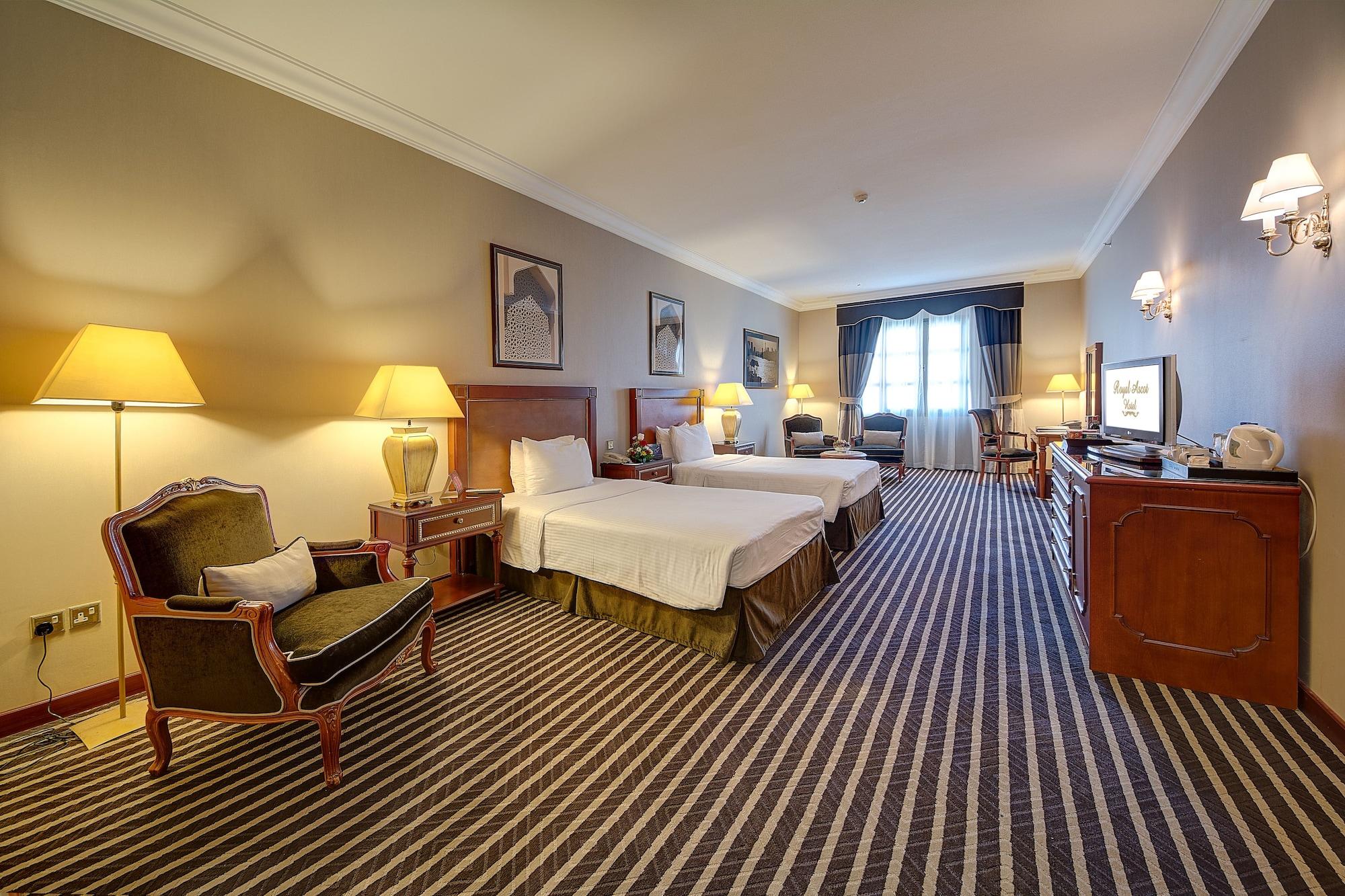 Royal Ascot Hotel Dubai Bagian luar foto