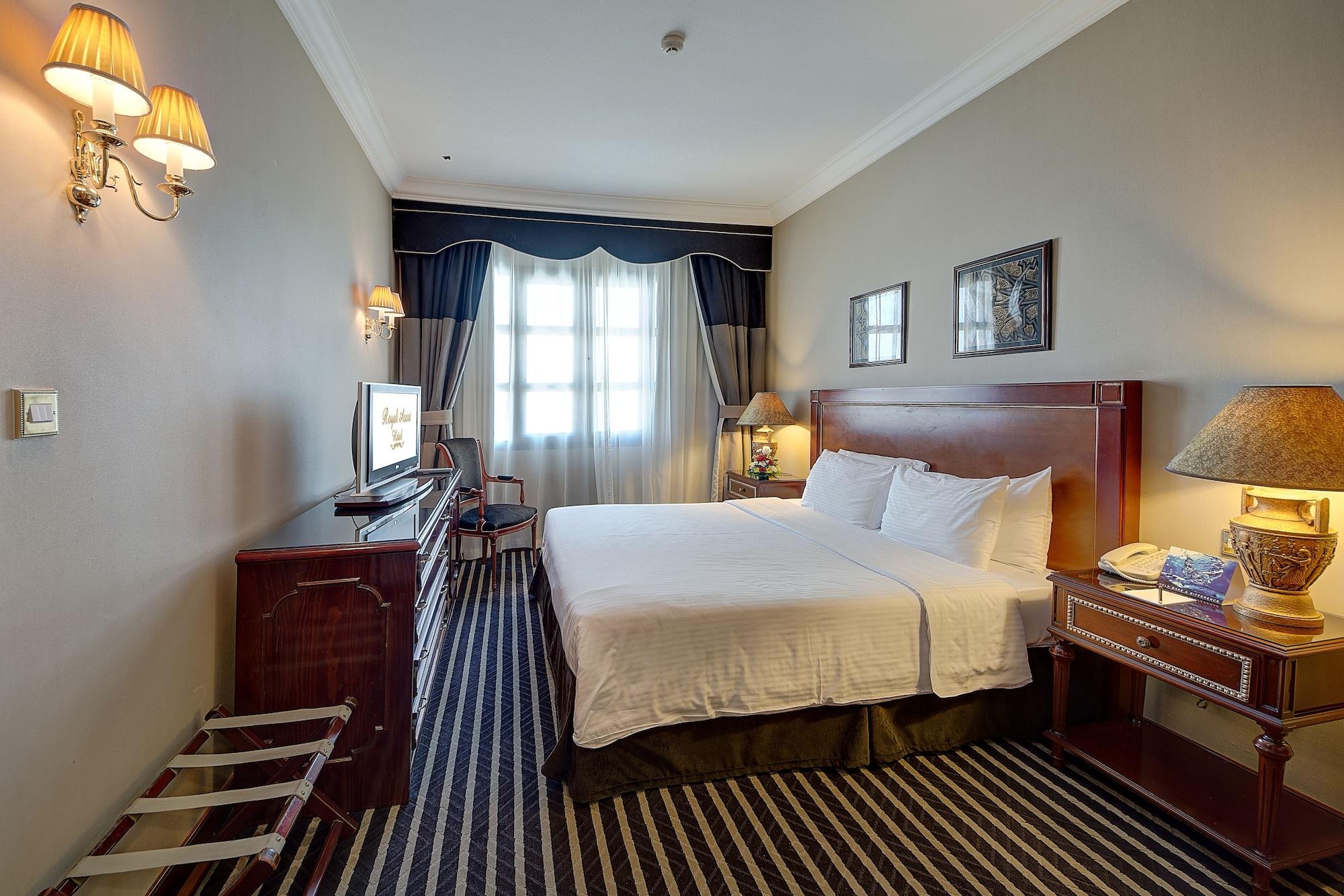 Royal Ascot Hotel Dubai Bagian luar foto