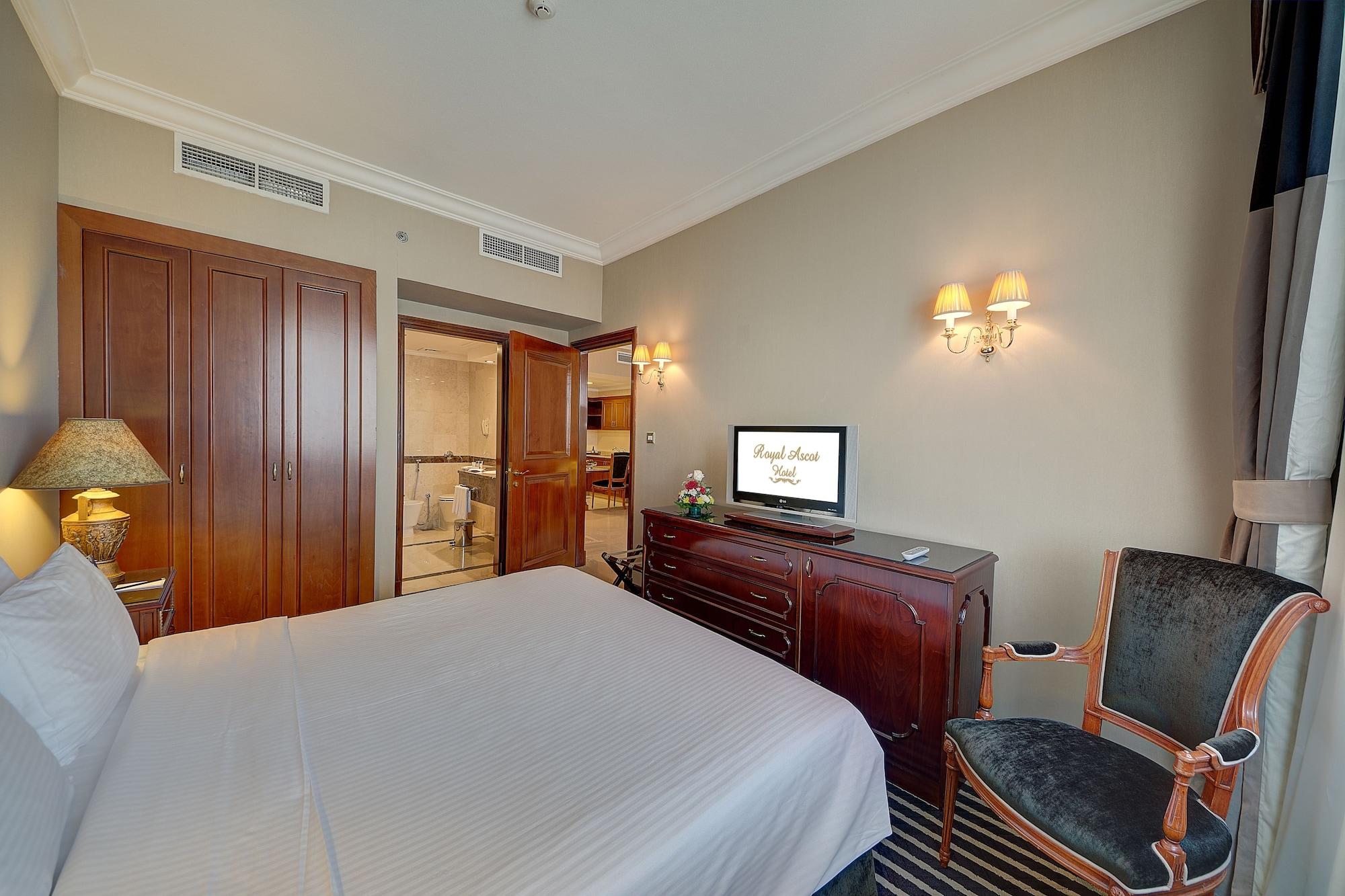 Royal Ascot Hotel Dubai Bagian luar foto