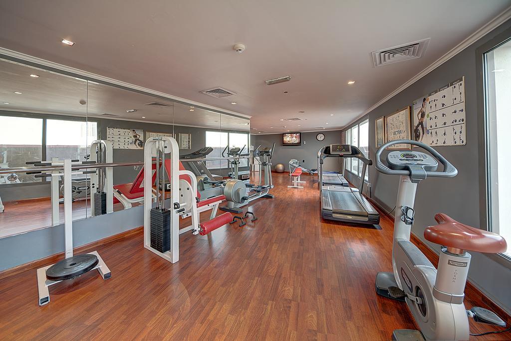 Royal Ascot Hotel Dubai Bagian luar foto
